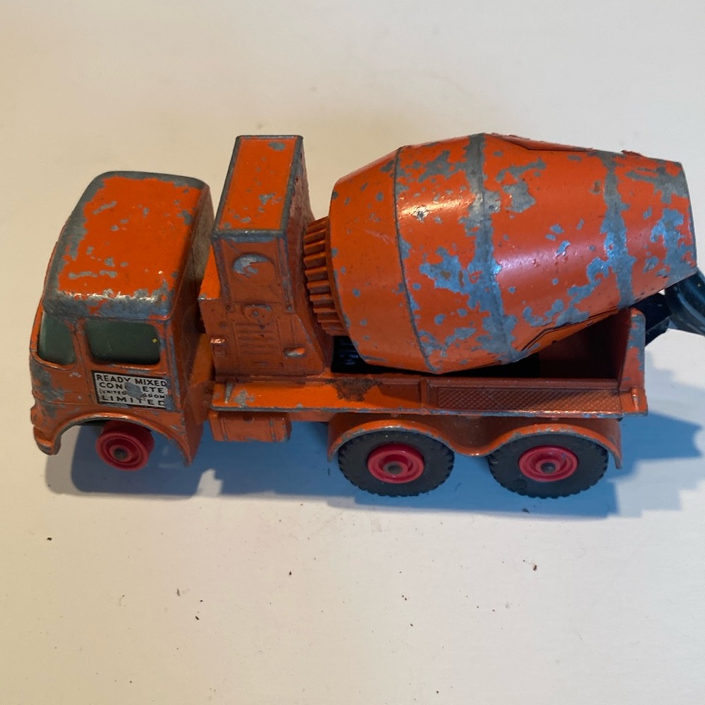 Vintage Matchbox King Size Ready Mix Concrete Truck